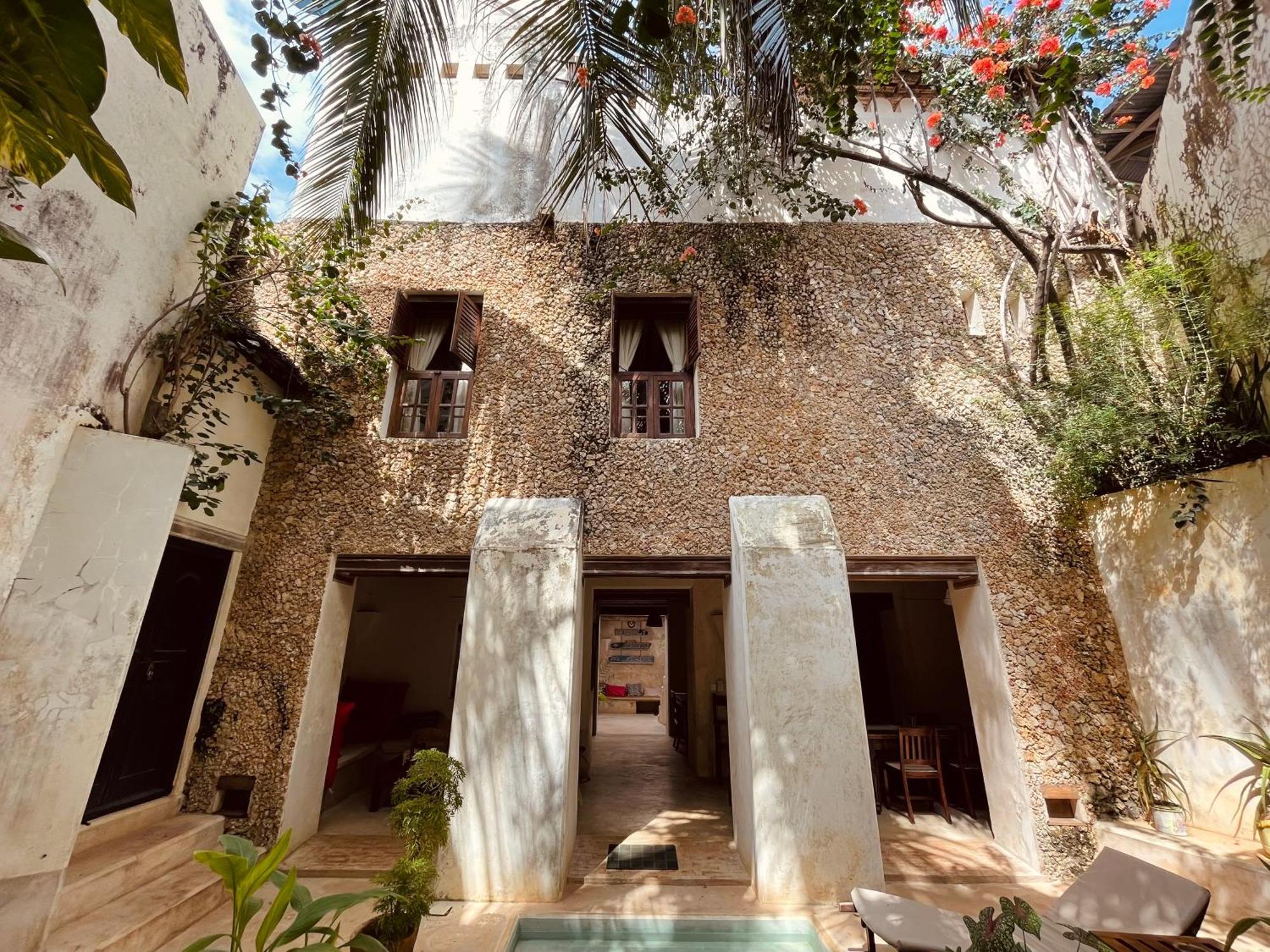 Authentic Swahili Style Villa Milele House Lamu Bagian luar foto